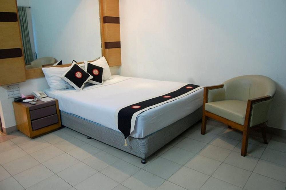 Uni Resort Cox's Bazar Exterior foto