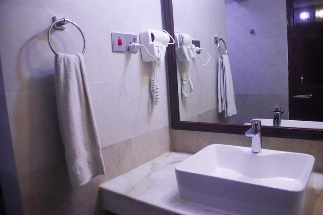 Uni Resort Cox's Bazar Exterior foto
